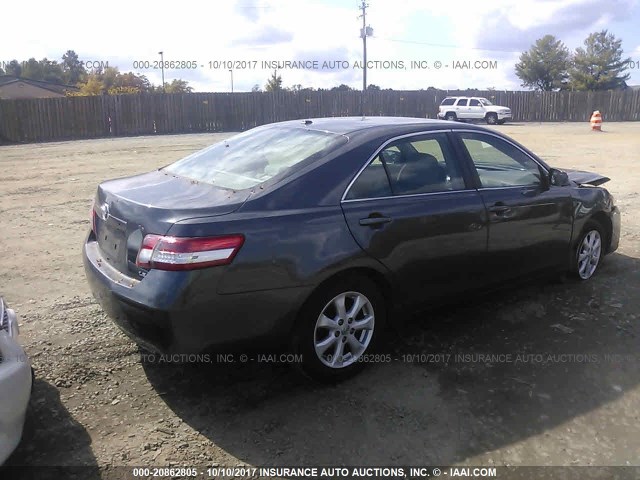 4T1BF3EK3BU679157 - 2011 TOYOTA CAMRY SE/LE/XLE GRAY photo 4
