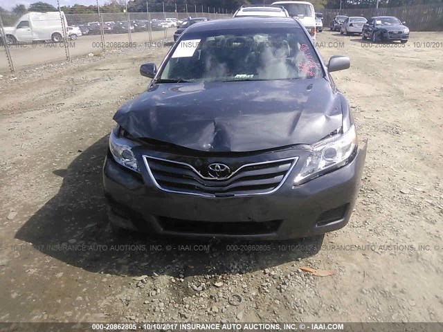 4T1BF3EK3BU679157 - 2011 TOYOTA CAMRY SE/LE/XLE GRAY photo 6