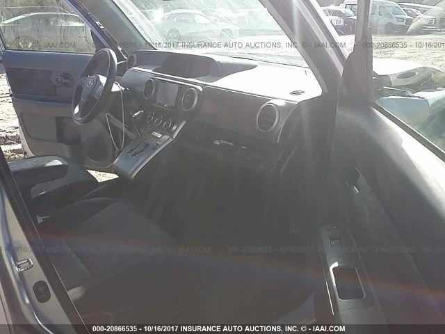 JTLZE4FEXDJ040934 - 2013 TOYOTA SCION XB ვერცხლისფერი ფოტო 5