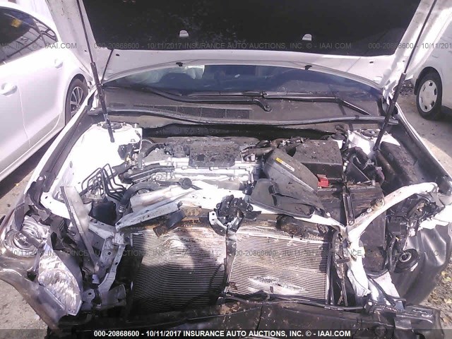 4T1BF1FK2HU412068 - 2017 TOYOTA CAMRY LE/XLE/SE/XSE 白色 照片 10