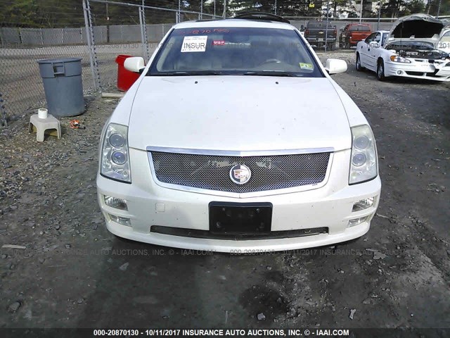 1G6DW677670164985 - 2007 CADILLAC STS WHITE photo 6