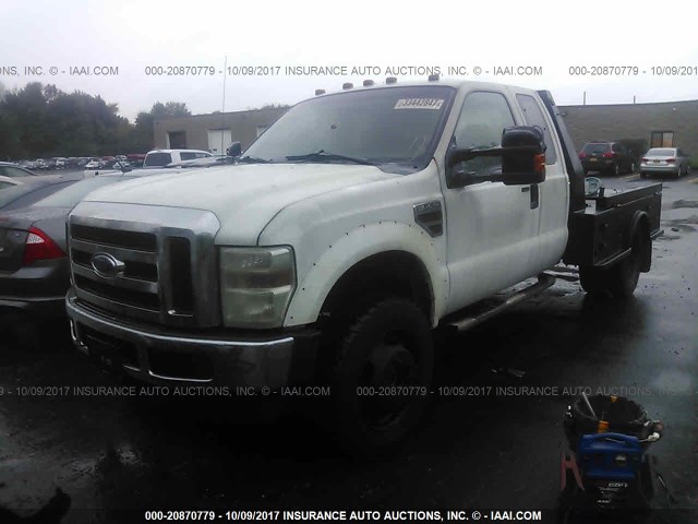 1FDAX57R88EC19378 - 2008 FORD F550 SUPER DUTY WHITE photo 2