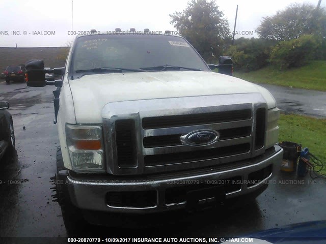 1FDAX57R88EC19378 - 2008 FORD F550 SUPER DUTY WHITE photo 6