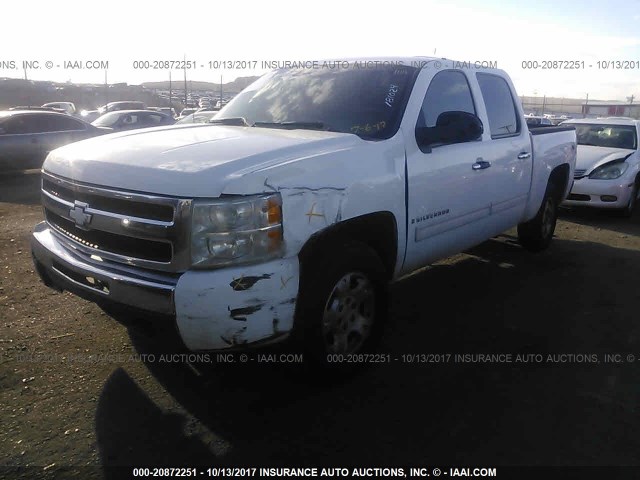 3GCEK23C79G108058 - 2009 CHEVROLET SILVERADO K1500 LT WHITE photo 2