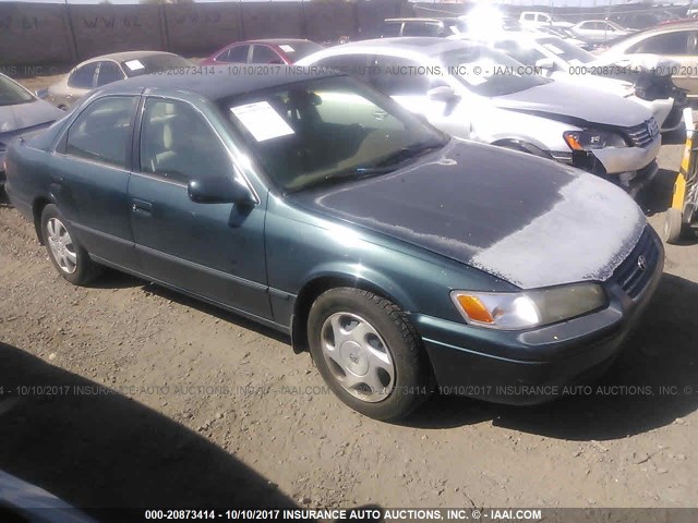4T1BF22K1WU041638 - 1998 TOYOTA CAMRY CE/LE/XLE GREEN photo 1