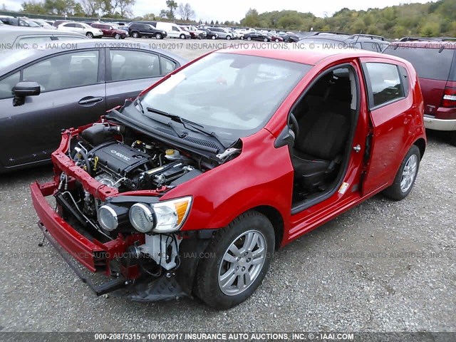 1G1JA6SH1F4151818 - 2015 CHEVROLET SONIC LS 红色 照片 2