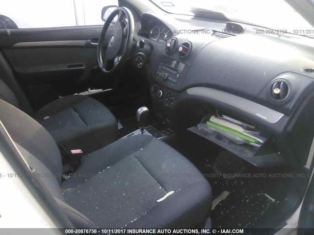 KL1TD56E19B679609 - 2009 CHEVROLET AVEO LS/LT 白色 照片 5