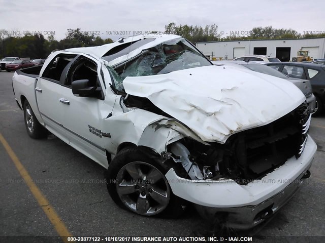 1C6RR7LT8FS527428 - 2015 RAM 1500 SLT WHITE photo 1