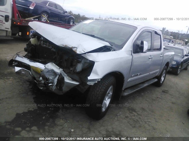 1N6BA07B05N563778 - 2005 NISSAN TITAN XE/SE/LE SILVER photo 2