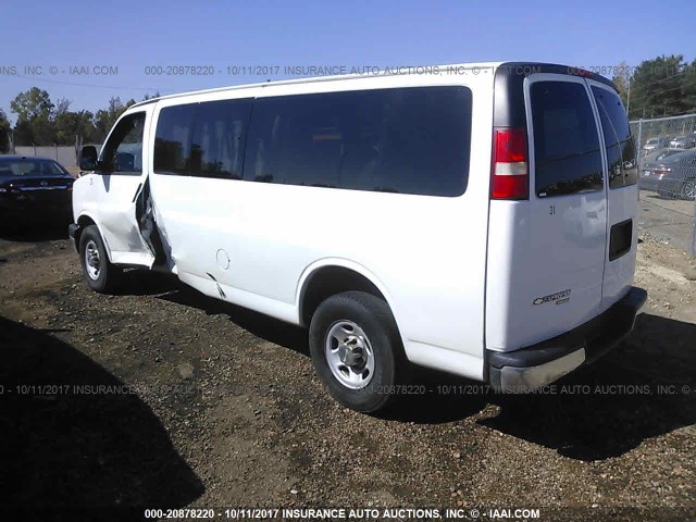 1GAZG1FG5C1164767 - 2012 CHEVROLET EXPRESS G3500 LT WHITE photo 3