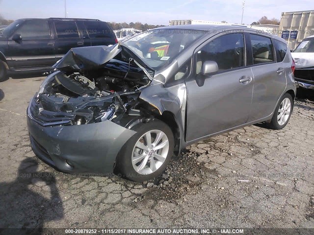 3N1CE2CPXEL377970 - 2014 NISSAN VERSA NOTE S/S PLUS/SV/SL SILVER photo 2