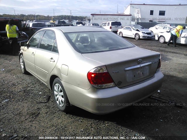 4T1BE32K46U132038 - 2006 TOYOTA CAMRY LE/XLE/SE TAN photo 3