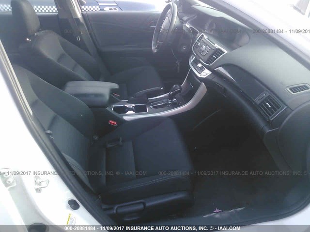 1HGCR2F51EA182408 - 2014 HONDA ACCORD SPORT 白色 照片 5