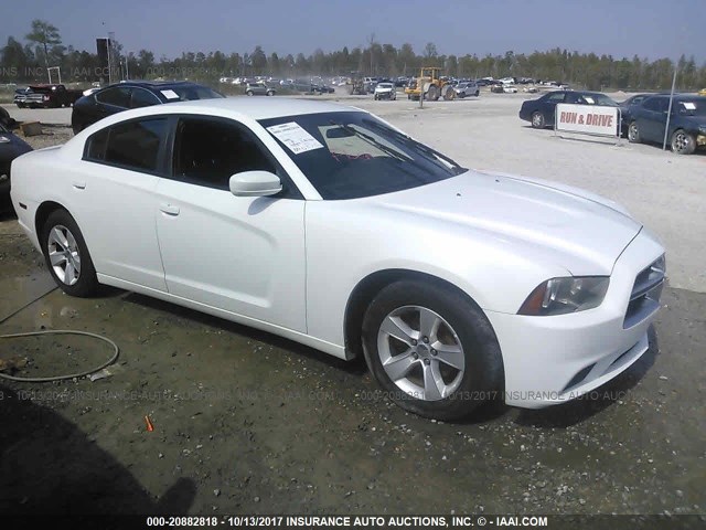 2B3CL3CG0BH544805 - 2011 DODGE CHARGER WHITE photo 1