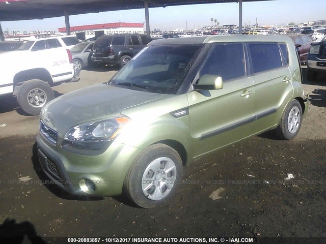 KNDJT2A52C7407038 - 2012 KIA SOUL GREEN photo 2