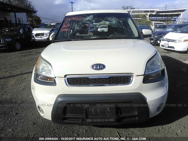 KNDJT2A26A7028224 - 2010 KIA SOUL +/!/SPORT CREAM photo 6