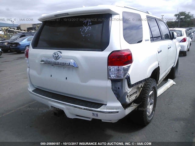 JTEBU5JR2A5009287 - 2010 TOYOTA 4RUNNER SR5/LIMITED/TRAIL WHITE photo 4