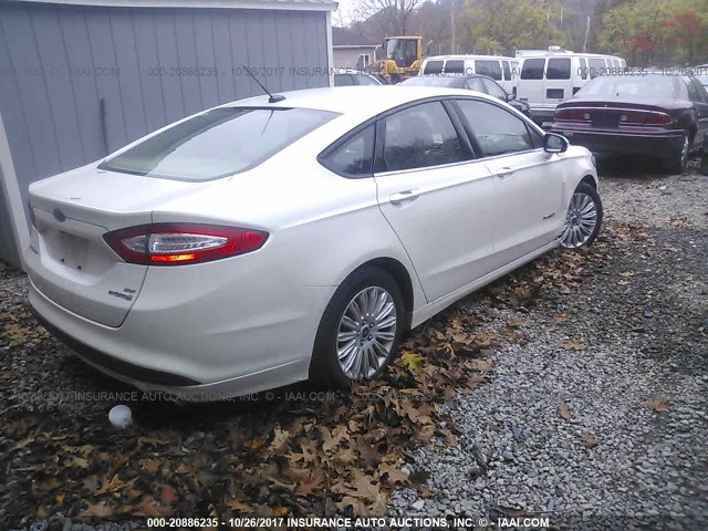 3FA6P0LU4DR198646 - 2013 FORD FUSION SE HYBRID WHITE photo 4