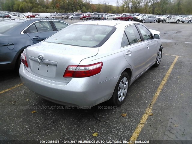 4T4BE46K59R125139 - 2009 TOYOTA CAMRY SE/LE/XLE SILVER photo 4
