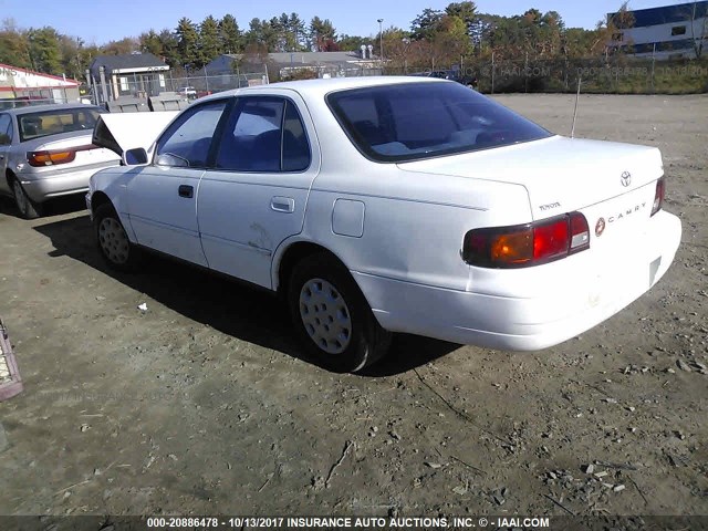 4T1BG12K2TU664558 - 1996 TOYOTA CAMRY DX/LE/XLE WHITE photo 3