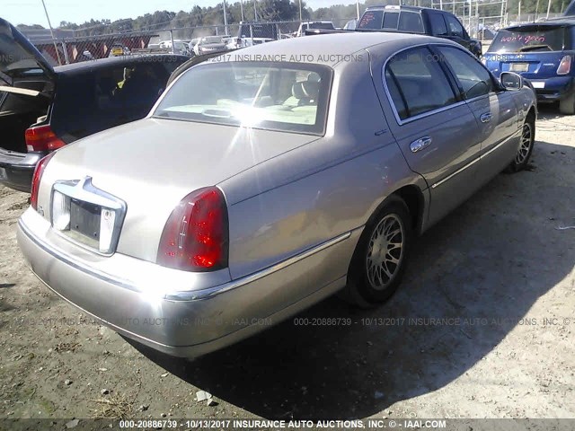 1LNHM82W61Y643619 - 2001 LINCOLN TOWN CAR SIGNATURE BROWN photo 4