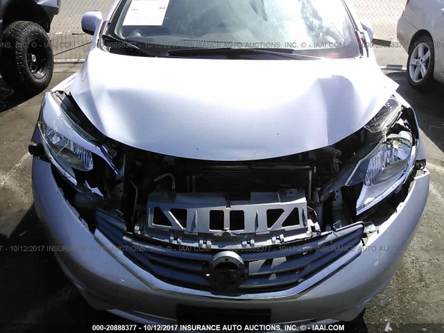 3N1CE2CP9EL380777 - 2014 NISSAN VERSA NOTE S/S PLUS/SV/SL SILVER photo 6