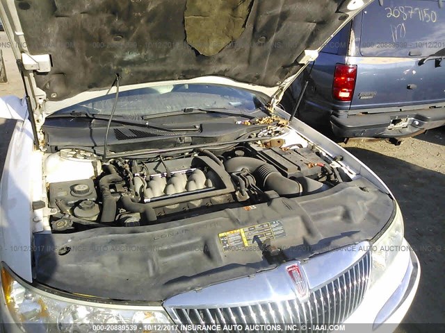 1LNHM97V52Y675503 - 2002 LINCOLN CONTINENTAL  WHITE photo 10