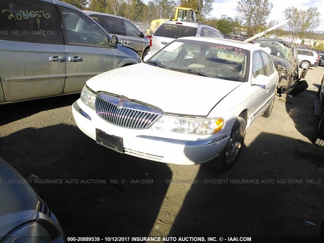 1LNHM97V52Y675503 - 2002 LINCOLN CONTINENTAL  WHITE photo 2