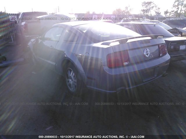1ZVHT82H275216003 - 2007 FORD MUSTANG GT GRAY photo 3