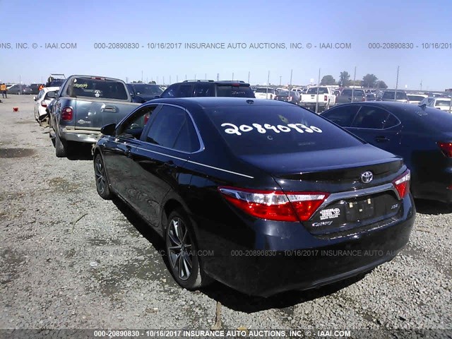 4T1BF1FKXFU990416 - 2015 TOYOTA CAMRY LE/XLE/SE/XSE BLACK photo 3