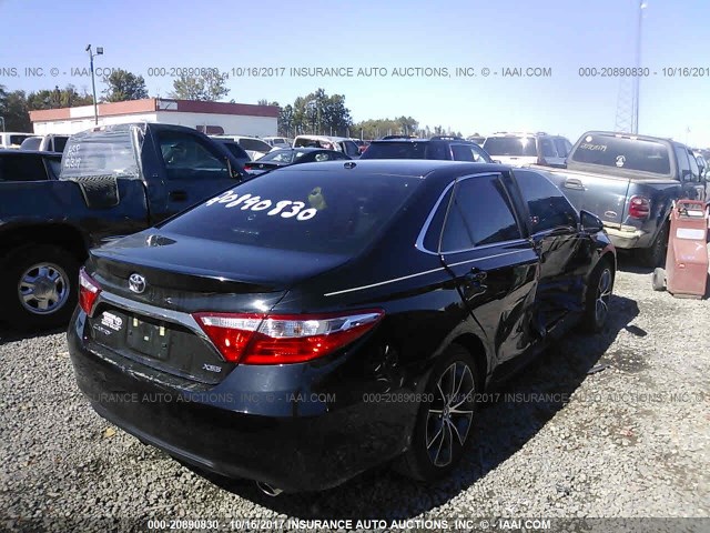 4T1BF1FKXFU990416 - 2015 TOYOTA CAMRY LE/XLE/SE/XSE Schwarz Foto 4