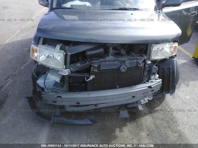 JTLKT334X50178185 - 2005 TOYOTA SCION XB Grün Foto 6