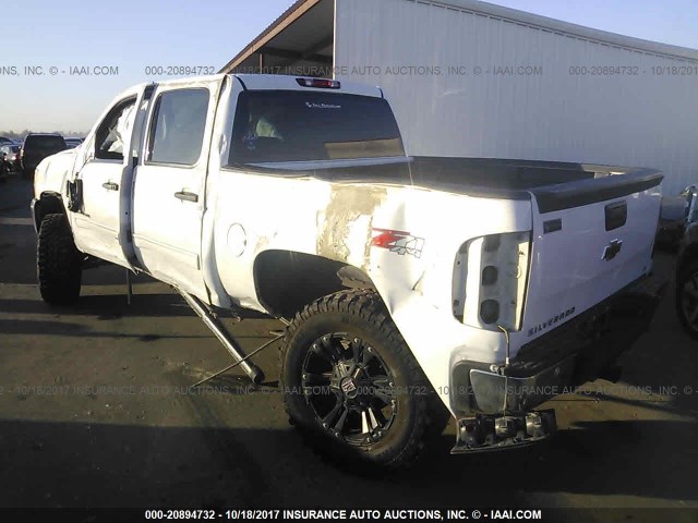 3GCPKSE76DG145166 - 2013 CHEVROLET SILVERADO K1500 LT WHITE photo 3