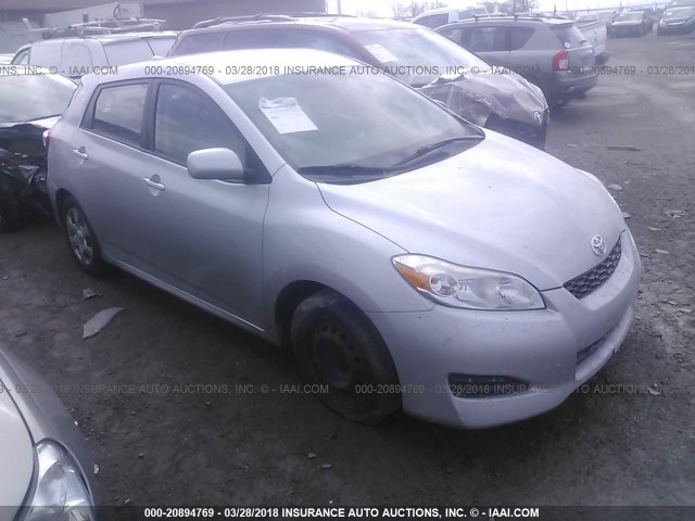 2T1KU40EX9C067224 - 2009 TOYOTA COROLLA MATRIX  SILVER photo 1