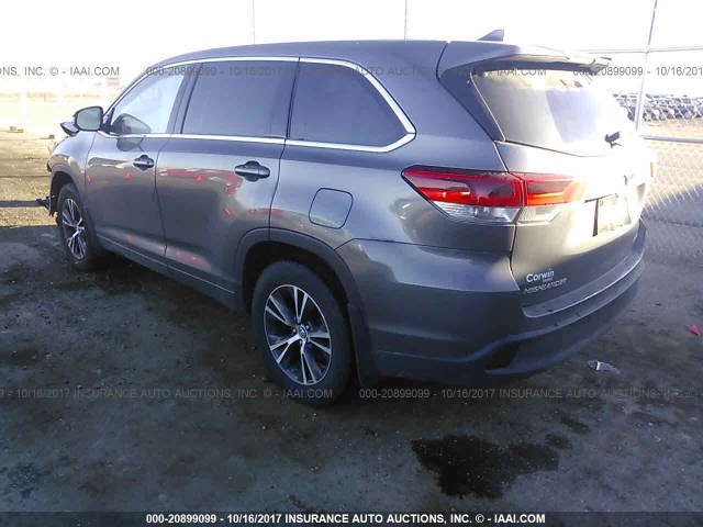 5TDBZRFH6HS412867 - 2017 TOYOTA HIGHLANDER LE/LE PLUS GRAY photo 3