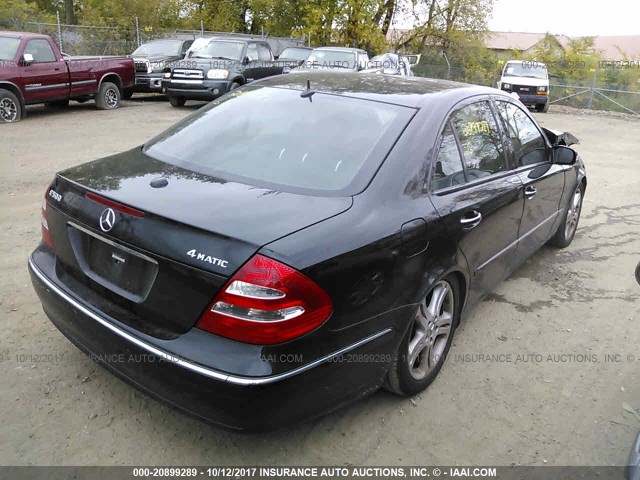 WDBUF83J45X178400 - 2005 MERCEDES-BENZ E 500 4MATIC BLACK photo 4