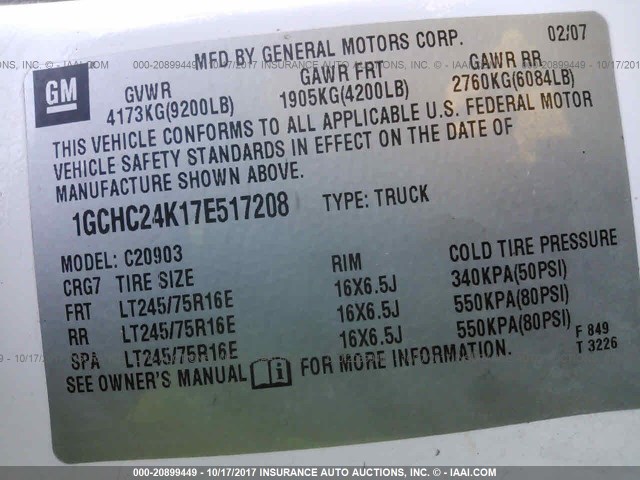 1GCHC24K17E517208 - 2007 CHEVROLET SILVERADO C2500 HEAVY DUTY WHITE photo 9