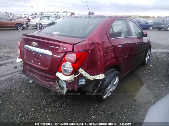 1G1JE5SB0F4207077 - 2015 CHEVROLET SONIC LTZ MAROON photo 4