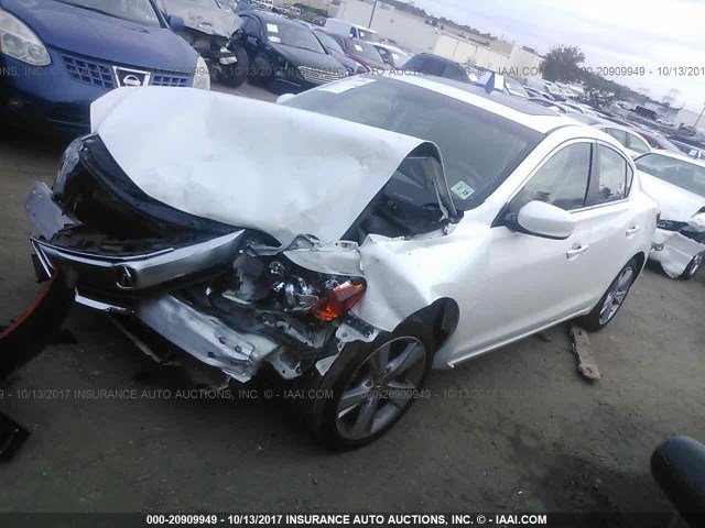 19VDE1F31EE012286 - 2014 ACURA ILX 20 WHITE photo 2