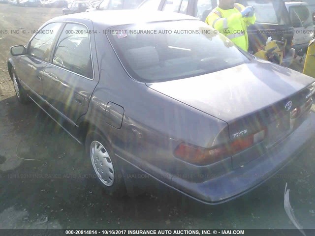 4T1BG22K7XU455246 - 1999 TOYOTA CAMRY CE/LE/XLE 灰色 照片 3