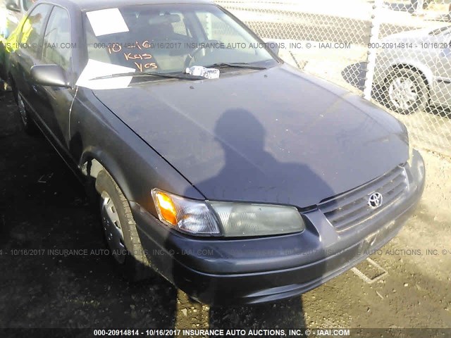 4T1BG22K7XU455246 - 1999 TOYOTA CAMRY CE/LE/XLE 灰色 照片 6