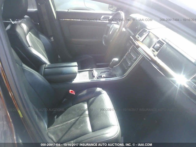 1LNHM94R29G611961 - 2009 LINCOLN MKS BURGUNDY photo 5