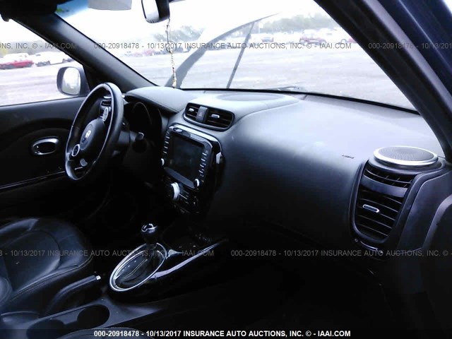 KNDJP3A5XE7078733 - 2014 KIA SOUL + BLACK photo 5