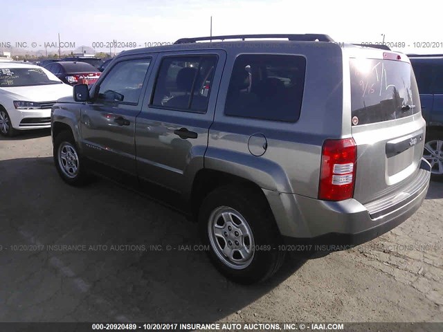 1C4NJPBA9DD233908 - 2013 JEEP PATRIOT SPORT GRAY photo 3