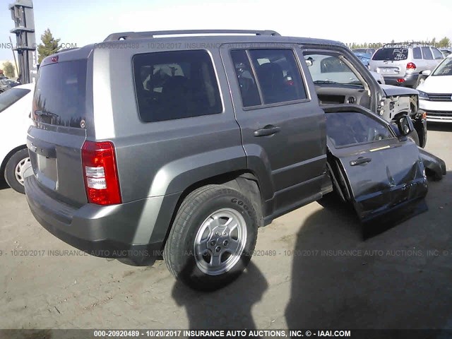 1C4NJPBA9DD233908 - 2013 JEEP PATRIOT SPORT GRAY photo 4