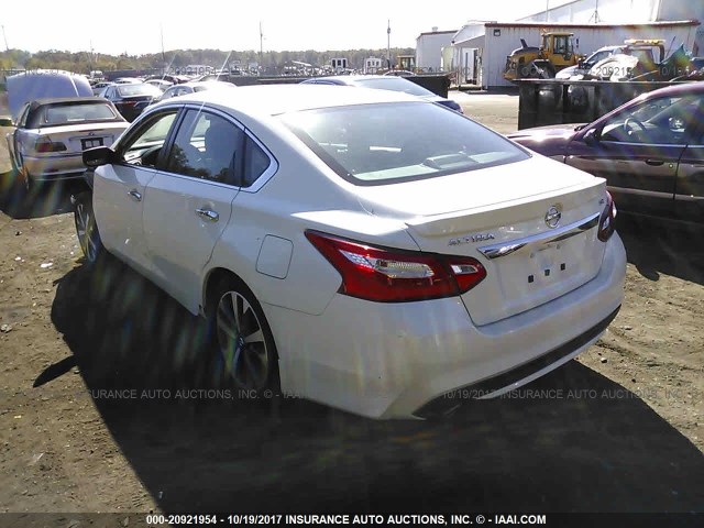 1N4AL3AP1GC130795 - 2016 NISSAN ALTIMA 2.5/S/SV/SL/SR WHITE photo 3