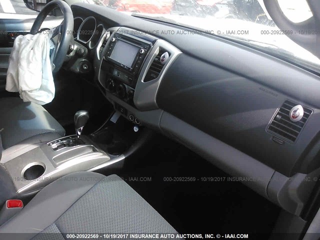 5TFJU4GN2EX053203 - 2014 TOYOTA TACOMA DOUBLE CAB PRERUNNER WHITE photo 5