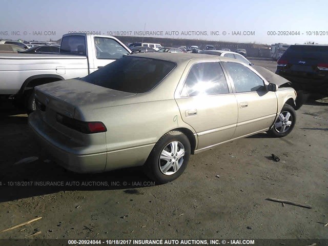 4T1BG22K9XU870553 - 1999 TOYOTA CAMRY CE/LE/XLE 金色 照片 4