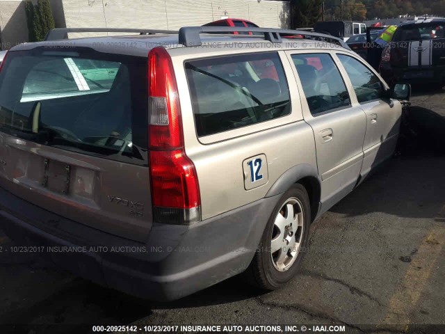 YV1SZ58D911045267 - 2001 VOLVO V70 XC TAN photo 4