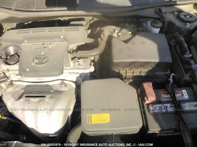 4T1BF1FK1CU186971 - 2012 TOYOTA CAMRY SE/LE/XLE შავი ფოტო 10